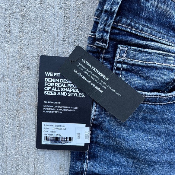 Silver Jeans Co Elyse Straight Jeans - Picture 5 of 11